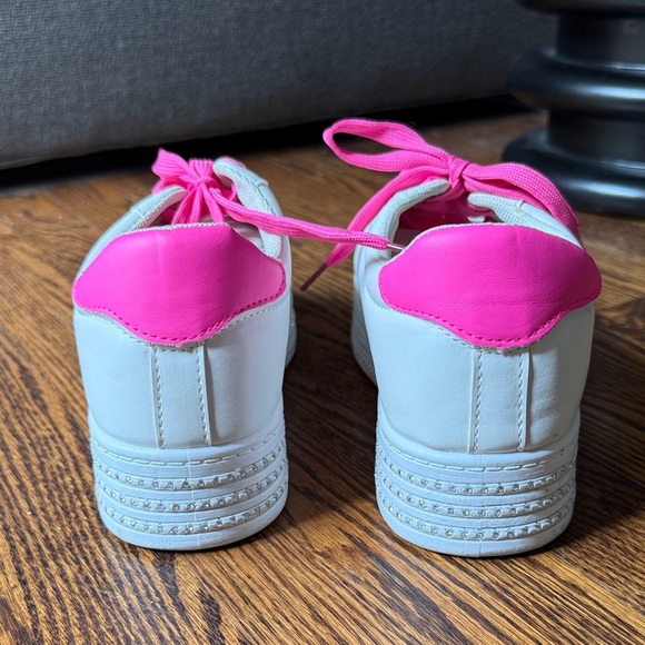 Barbie Women’s 9 Pink and White Sneakers with Rhinestones - Picture 5 of 7